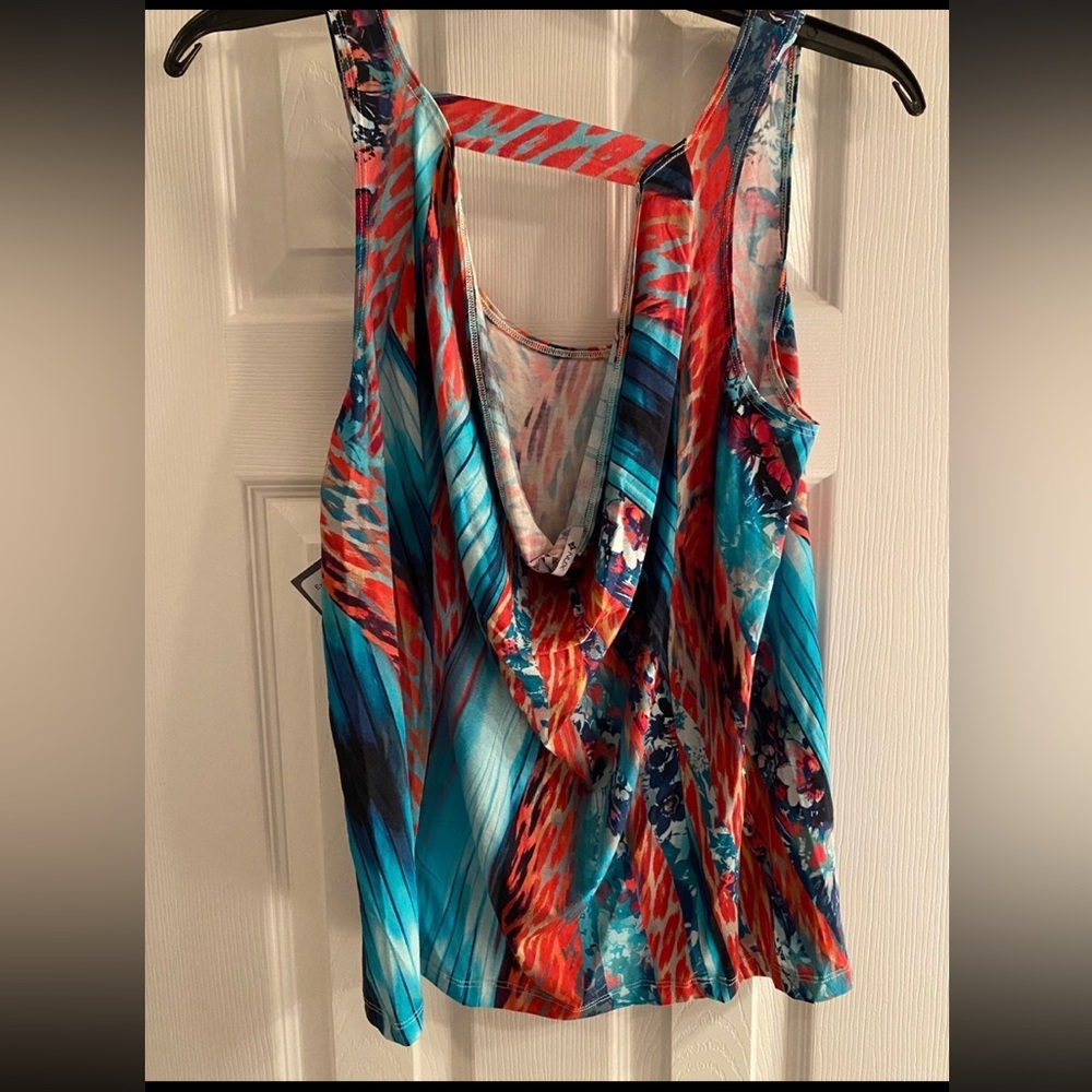 NUX Exhale Women’s Blue & Red Tank Top Size Small - Picture 4 of 7